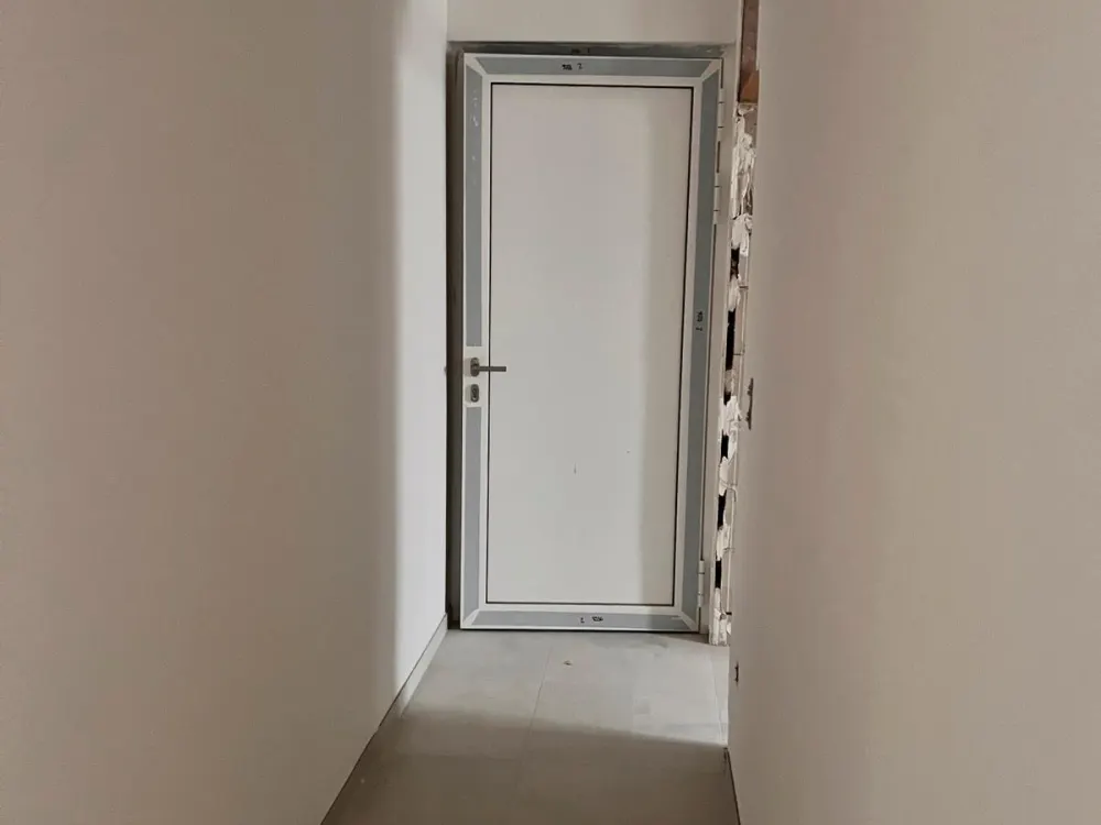 Exklusive 4-Zimmer-Wohnung im EG mit großer Terrasse und Garten