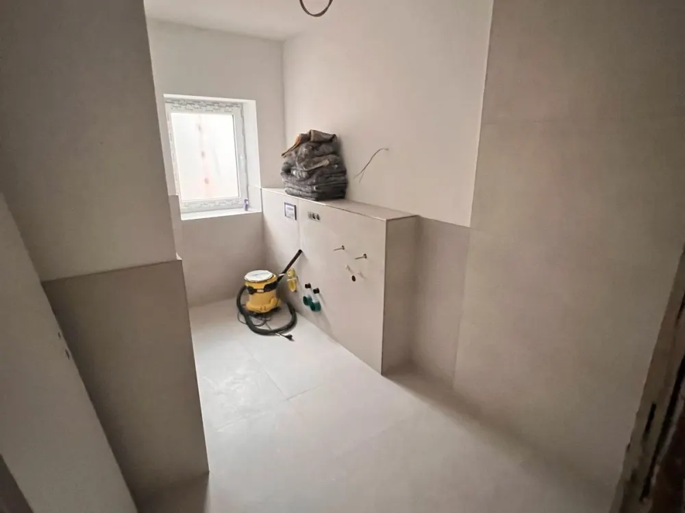 Exklusive 4-Zimmer-Wohnung im EG mit großer Terrasse und Garten