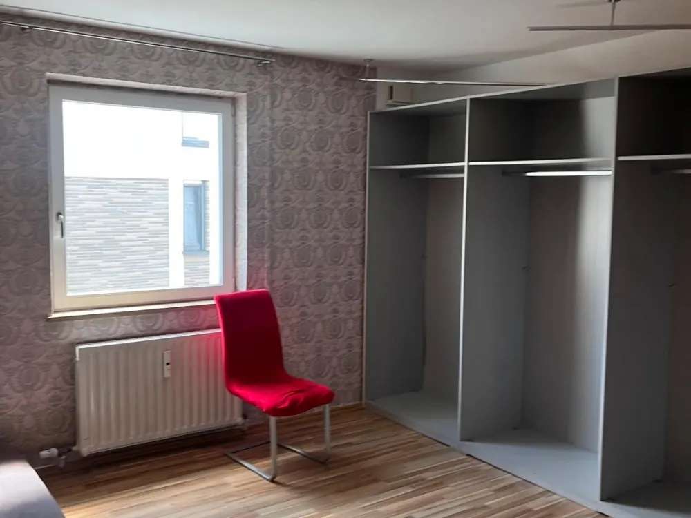 2 WG/Zimmer + Wohnküche in Studentenbude 2x730€ + NK
