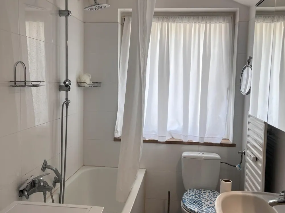 2 WG/Zimmer + Wohnküche in Studentenbude 2x730€ + NK