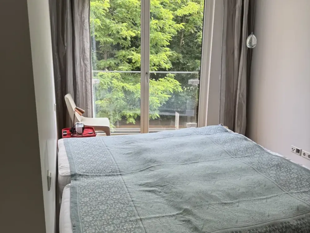 Wohnen mit Charakter: 2-Zimmer-Wohnung in Berlin-Mitte