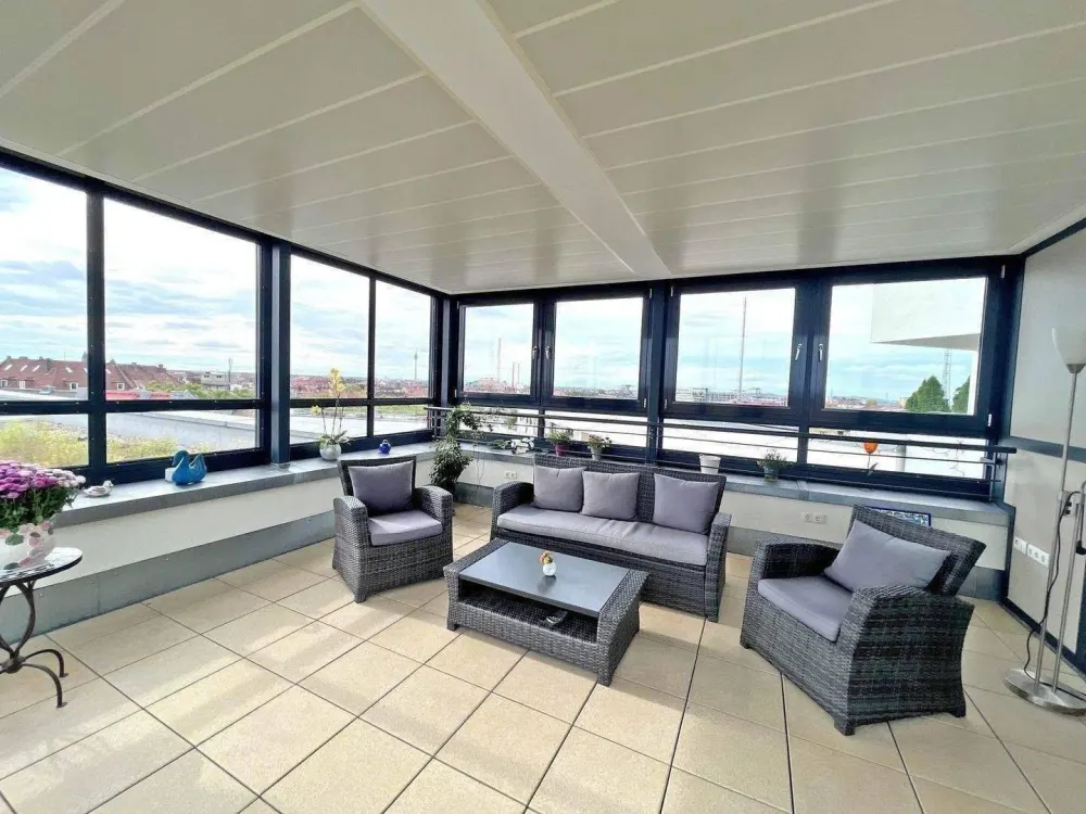 Exklusives Penthouse, barrierefrei: Dachterrasse & Kaiserburg-Blick