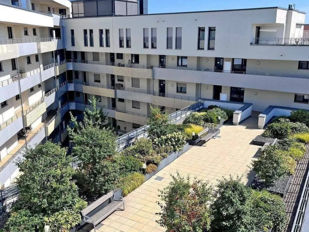 Exklusives Penthouse, barrierefrei: Dachterrasse & Kaiserburg-Blick