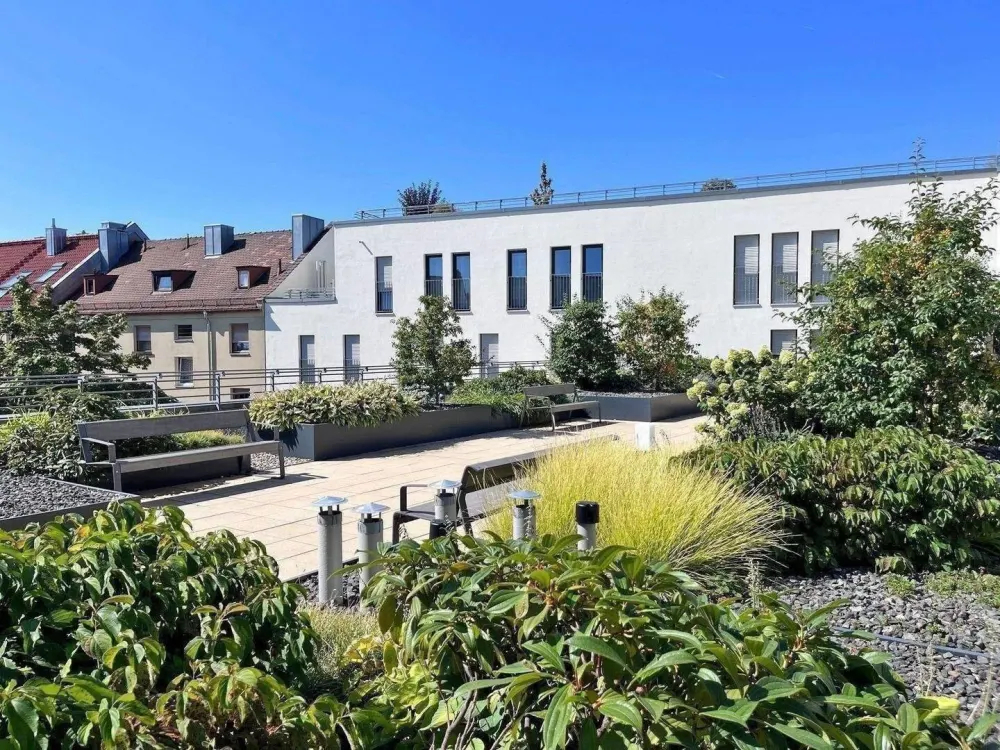 Exklusives Penthouse, barrierefrei: Dachterrasse & Kaiserburg-Blick