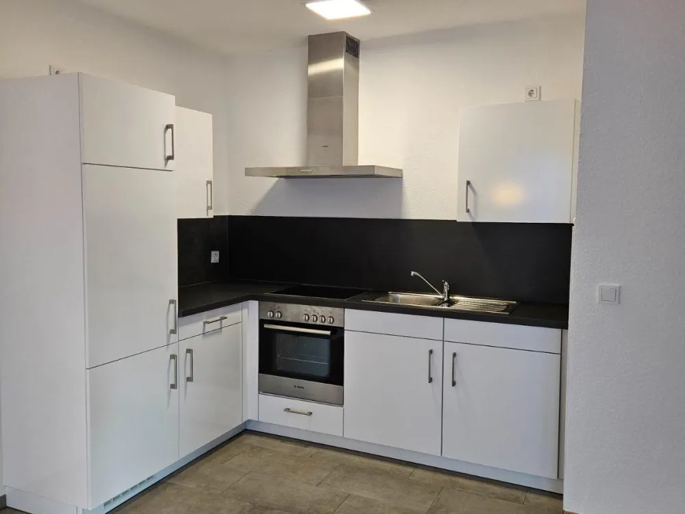 Barrierefreie teilmöblierte 2‑Zimmer Wohnung mit Balkon in Steinb
