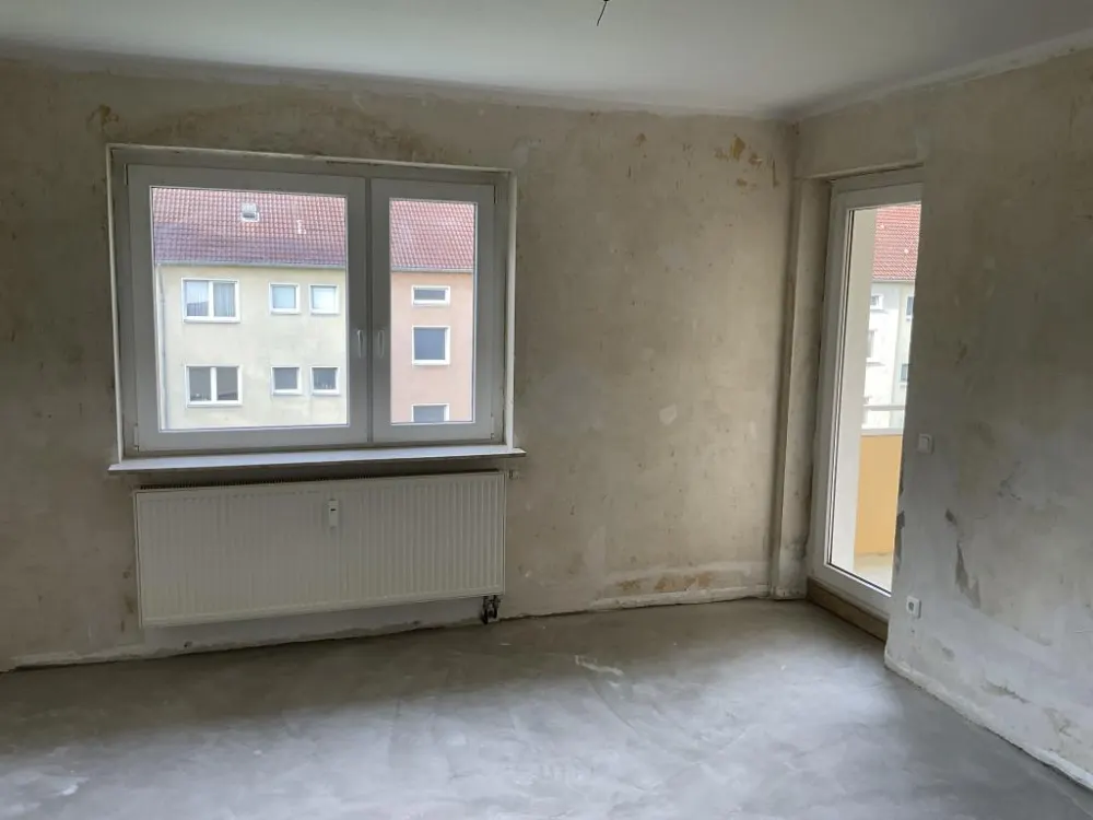 Bezugsfertige 3-Zimmer-Wohnung in Weddinghofen zu besichtigen, mit Tapeten und Laminatboden