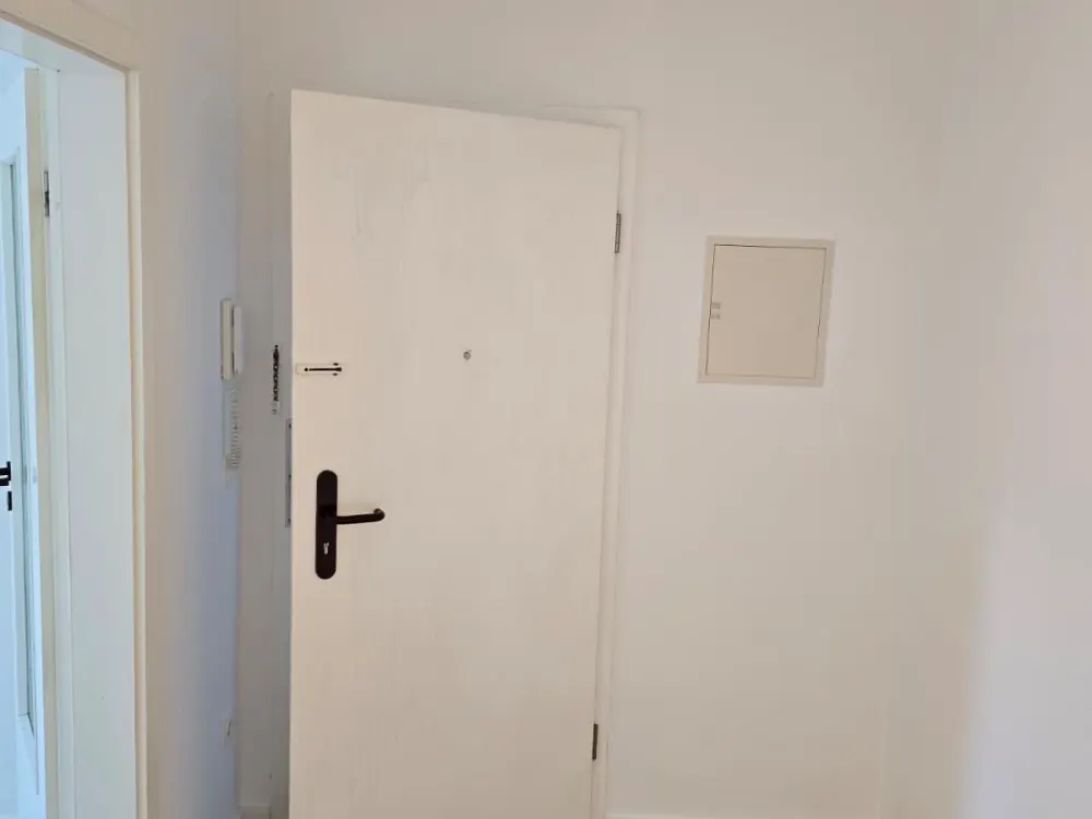 Gut geschnittene 2-Zimmer Wohnung mit Balkon in Frankfurt Unterliederbach