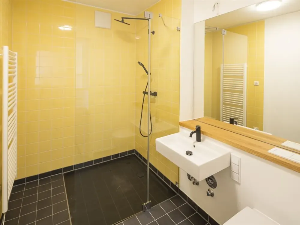 Moderne 4 -Zimmer- Wohnung mit EBK