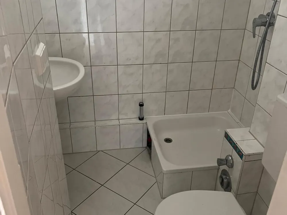 Gut geschnittene 2-Zimmerwohnung zu vermieten!