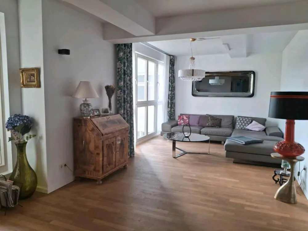 Großzügige 2-Zimmer Wohnung ZENTRUM-OST