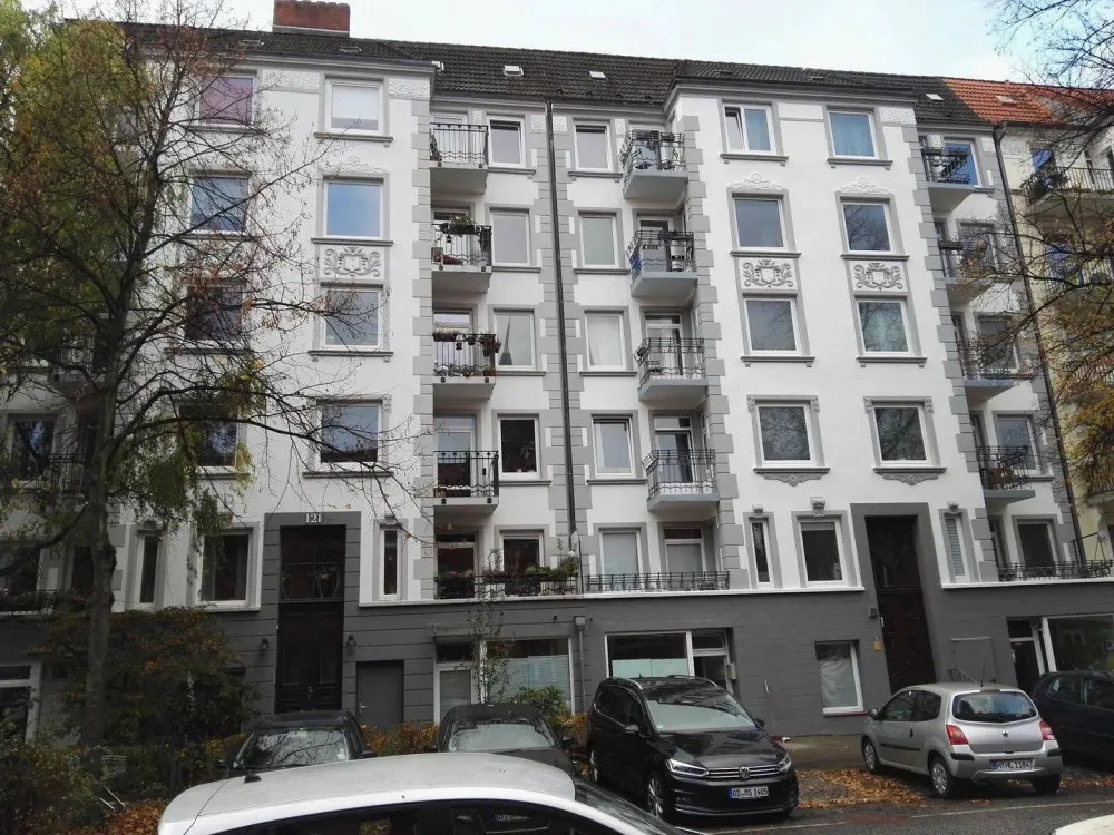 Barmbek-Süd: 3-Zimmer-Altbau: WG oder als Wohnbüro / Praxis/ Atelier