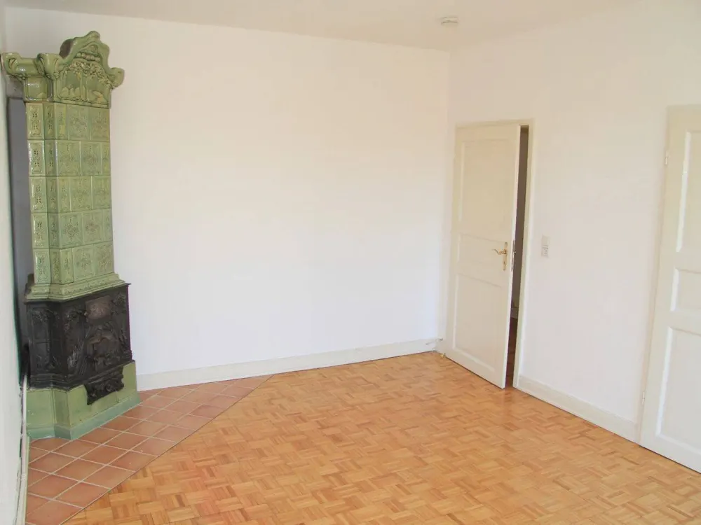 Barmbek-Süd: 3-Zimmer-Altbau: WG oder als Wohnbüro / Praxis/ Atelier