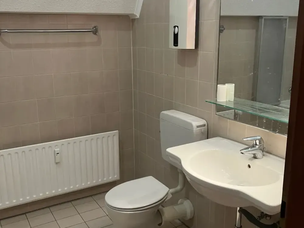 Großzügige 2-Zimmer-Wohnung zentral gelegen mit Balkon!