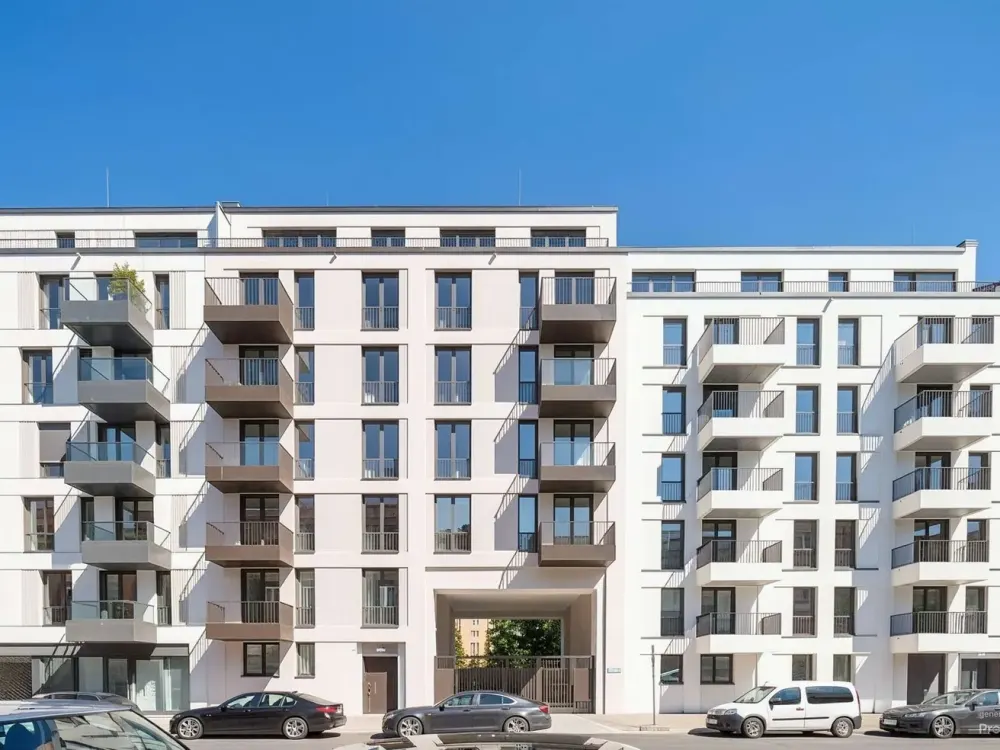 Zwischen Stadtleben und Rückzugsort: Exklusive Neubau-Wohnung sofort verfügbar!
