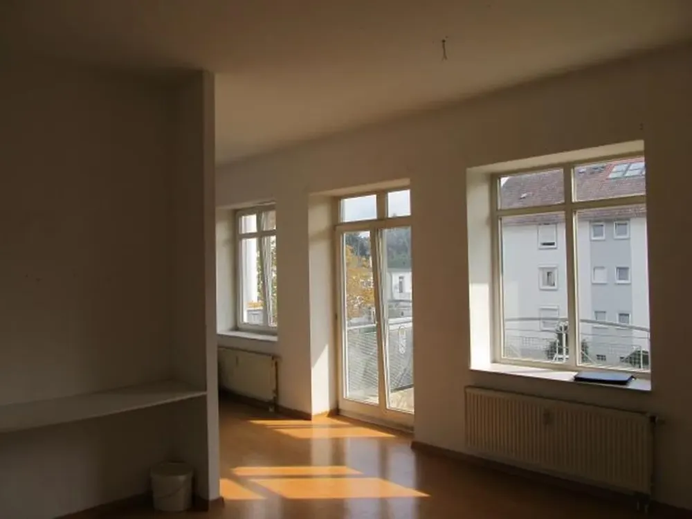 شقة جميلة من غرفتين مع شرفة في Maintal-Dörnigheim - 890 يورو شامل