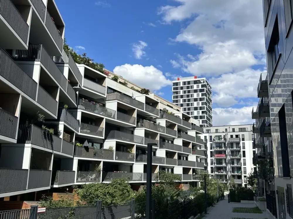 Neuwertige 2-Zimmer Wohnung mit hochwertiger Küche in der Maybachstraße
