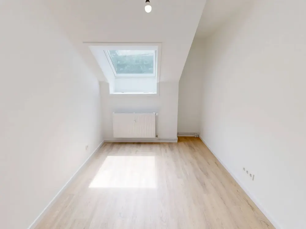 Hamburg-Rissen: Moderne 3-Zimmer-Wohnung mit EBK