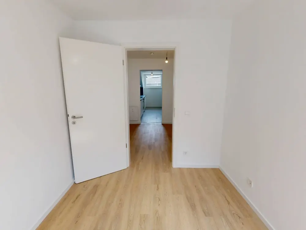 Hamburg-Rissen: Moderne 3-Zimmer-Wohnung mit EBK