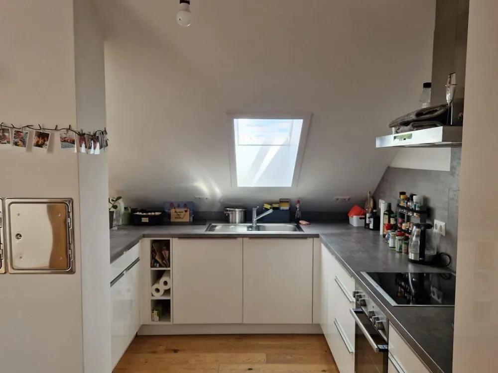 Helle, offene Dachgeschosswohnung ab 01.09.26