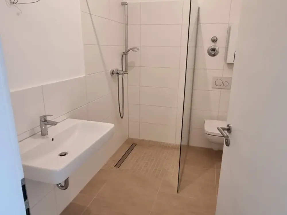 Tolle 2-Zimmer Wohnung mit moderner Ausstattung und Balkon in Flingern