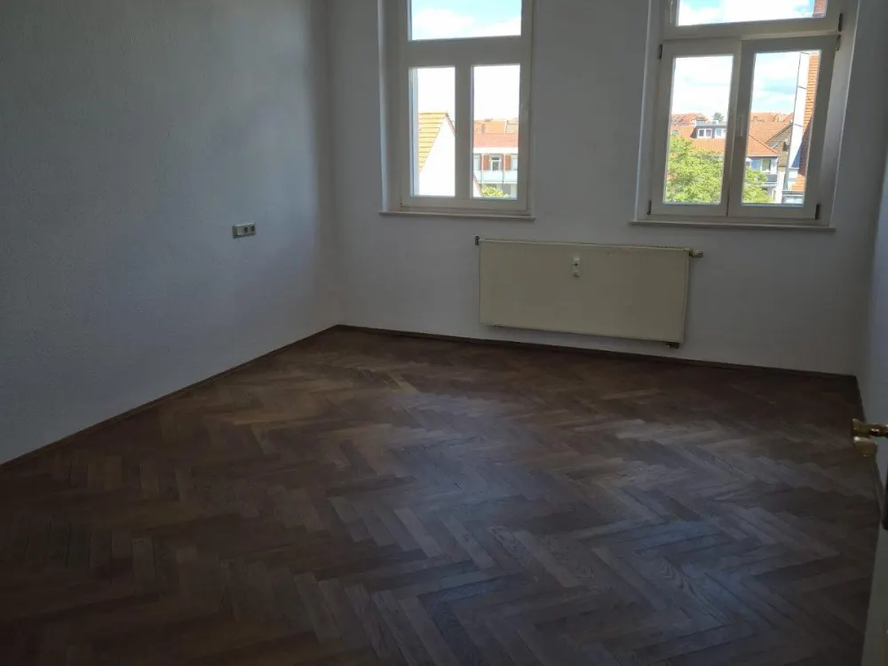 2-Raum-Wohnung in wunderschöndem Stuck-Altbau in L-Gohlis