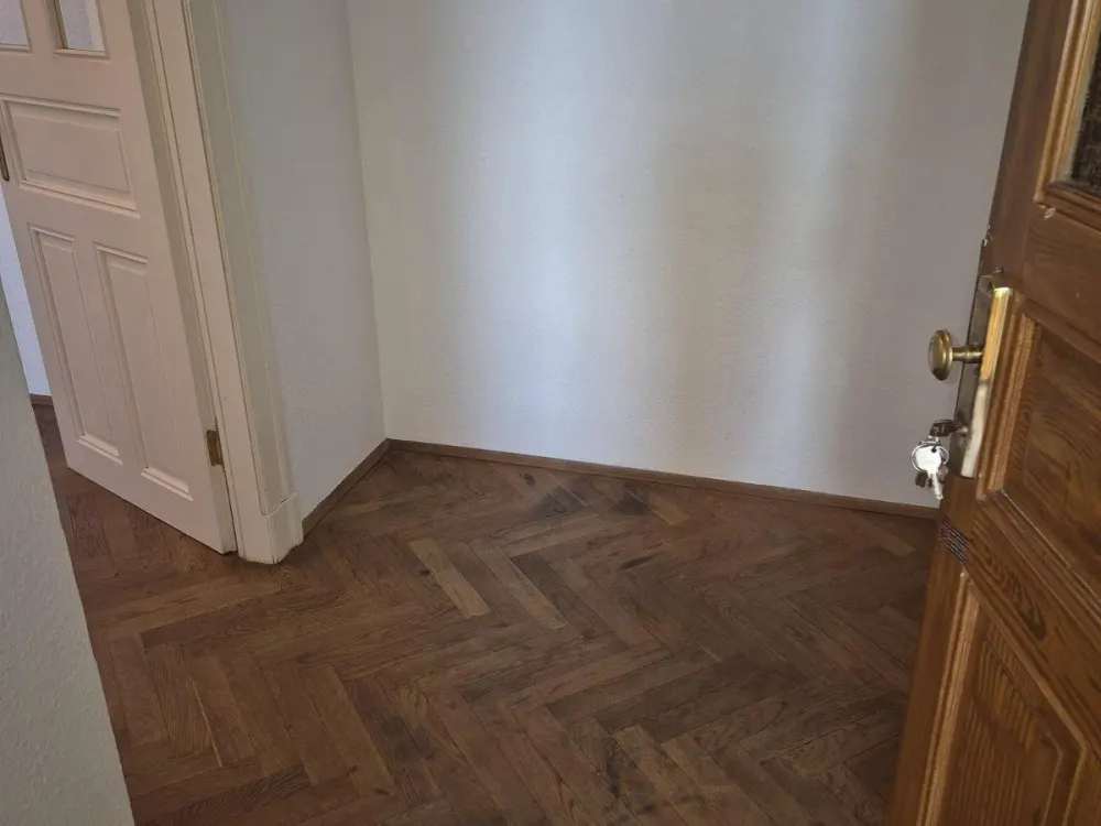 2-Raum-Wohnung in wunderschöndem Stuck-Altbau in L-Gohlis