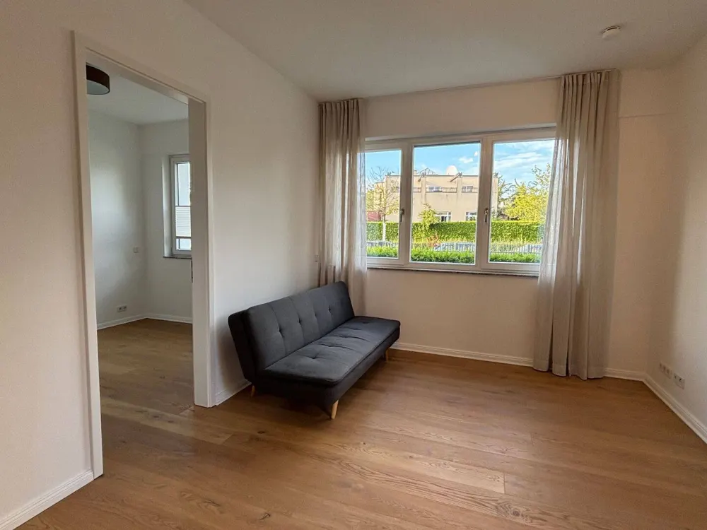 Moderne 2-Zimmer-Terrassenwohnung mit Garten