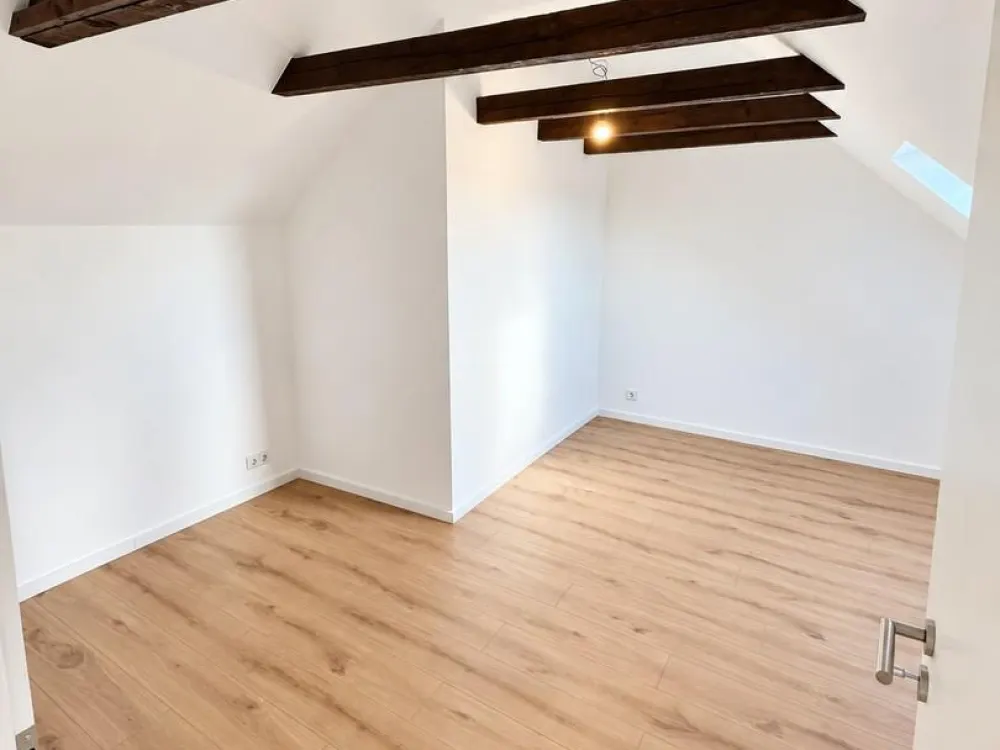 3-Zimmer Dachgeschosswohnung | Erstbezug nach Sanierung