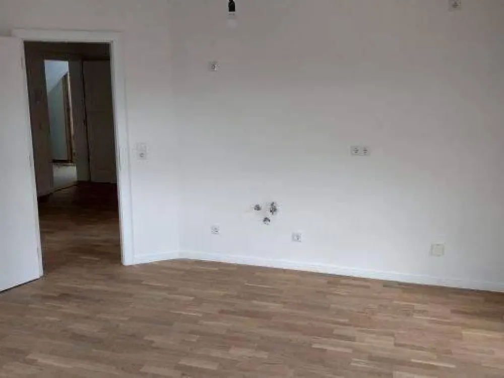 3 - Raumwohnung, Hochwertig sanierter Altbau!