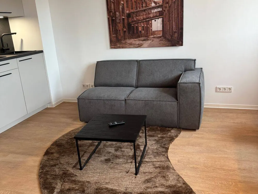 MÖBLIERTES APARTMENT IN BESTER LAGE
