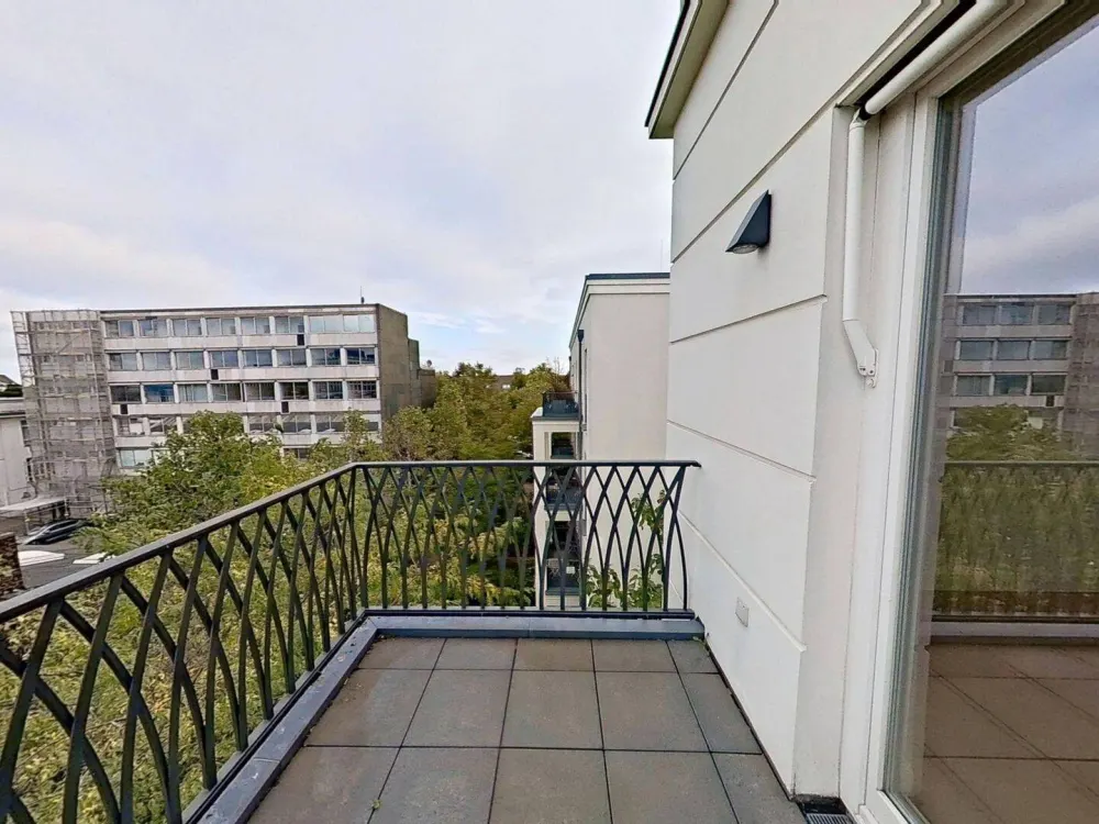 Exklusiver 2-Zimmer-Neubau mit 2 BALKONEN, EBK, Concierge-Service uvm. in den begehrten Heinrich-Heine-Gärten