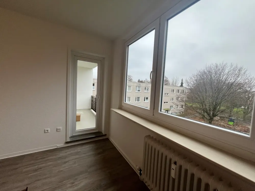 Looking to Move? 3-Room Apartment in a Green Residential Area