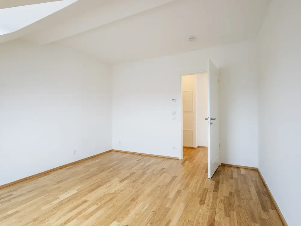 Dreamlike Roof Terrace Apartment with Modern Open-Plan Kitchen - First Occupancy After Renovation, WE12