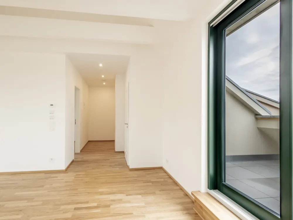 Dreamlike Roof Terrace Apartment with Modern Open-Plan Kitchen - First Occupancy After Renovation, WE12
