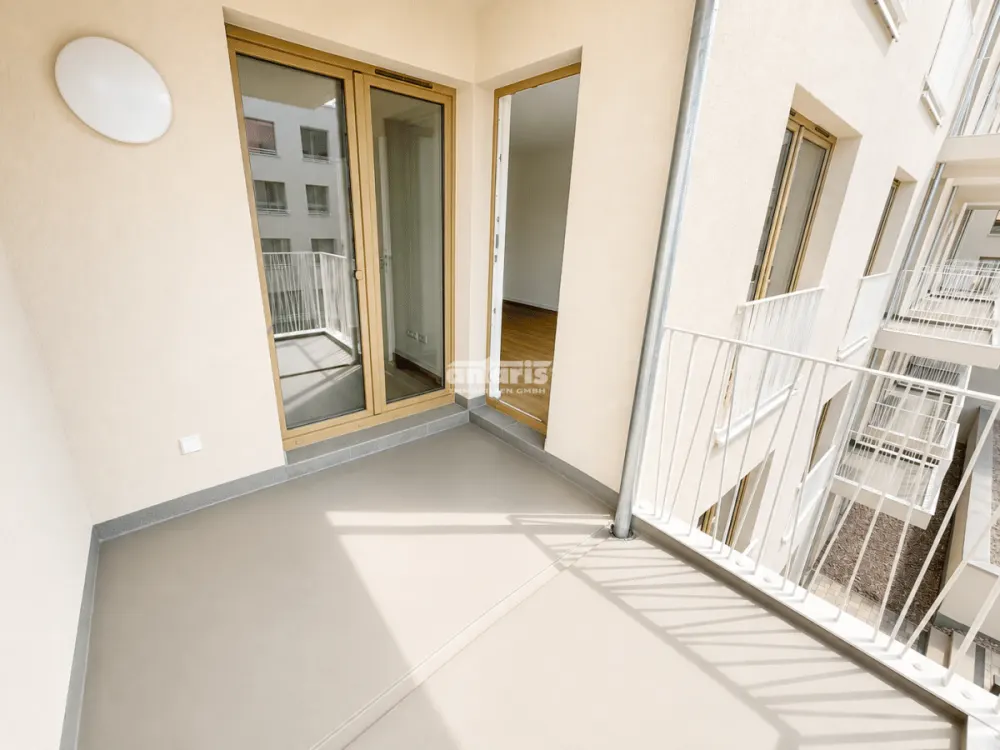 شركة antaris Immobilien GmbH ** شقة من 3 غرف مع حمام بانيو ومرحاض للضيوف في Steigereck **
