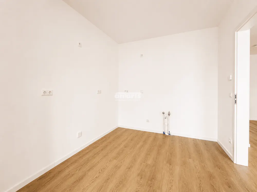 شركة antaris Immobilien GmbH ** شقة من 3 غرف مع حمام بانيو ومرحاض للضيوف في Steigereck **