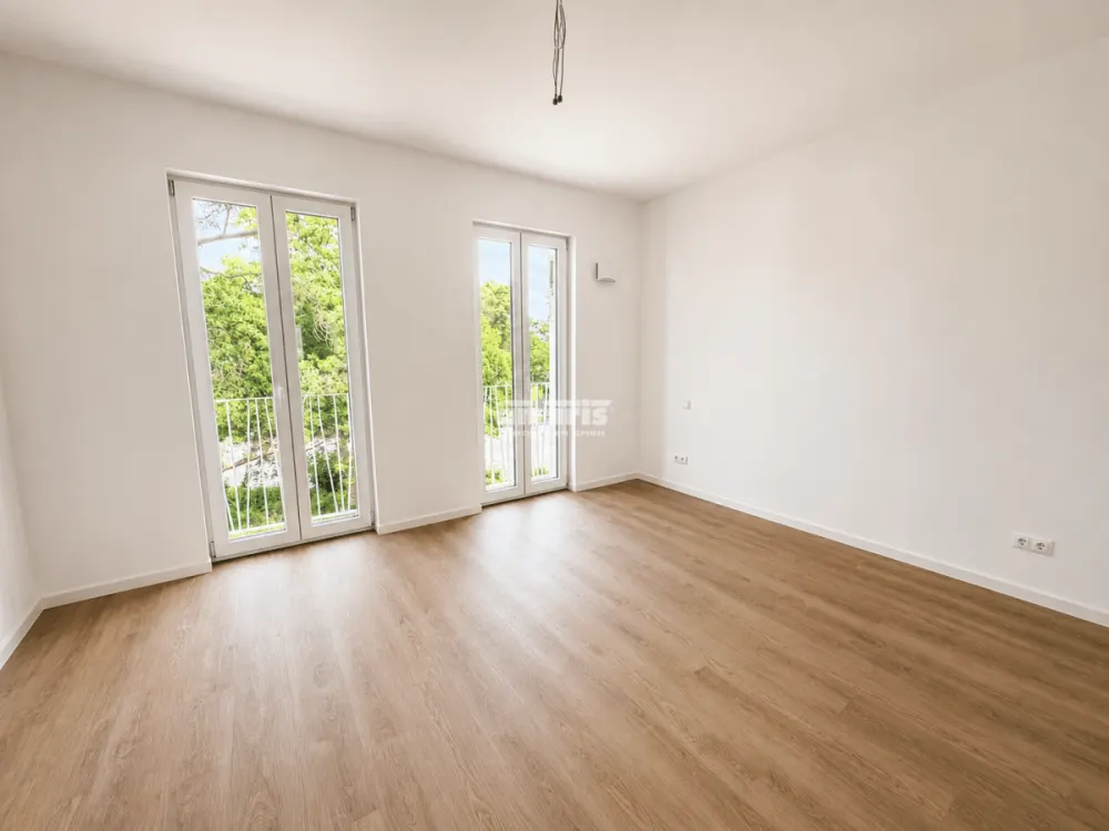 شركة antaris Immobilien GmbH ** شقة من 3 غرف مع حمام بانيو ومرحاض للضيوف في Steigereck **