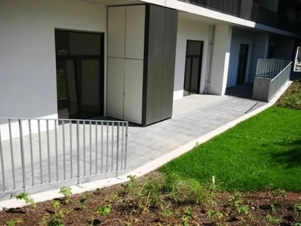 Große Loftwohnung mit großer Terrasse Frankfurt Europaviertel
