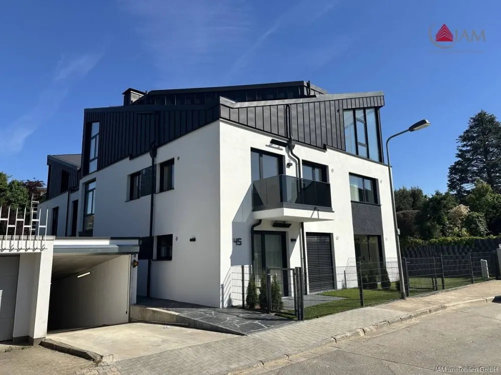Luxus 3-Zimmer-Wohnung mit Terrasse, Garten & TG-Stellplatz in Frankfurt Sachsenhausen