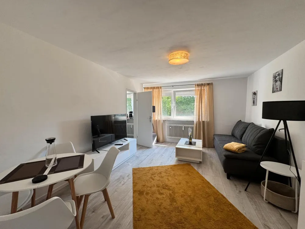 Vollmöbliertes und renoviertes Apartment in M.-Solln - sofort bezugsfertig!