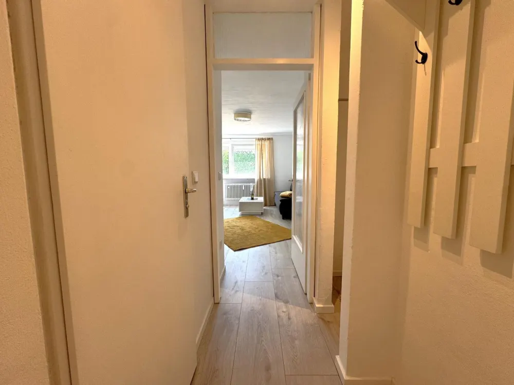 Vollmöbliertes und renoviertes Apartment in M.-Solln - sofort bezugsfertig!