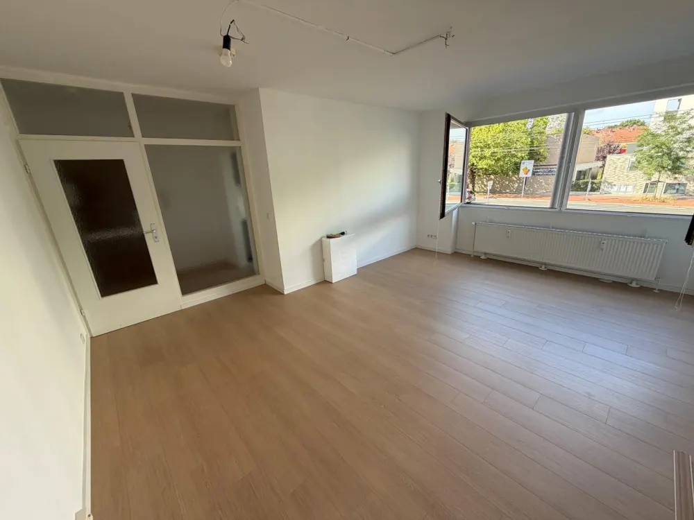 Erstbezug nach Renovierung: 2-Zimmer-Wohnung im 1. OG