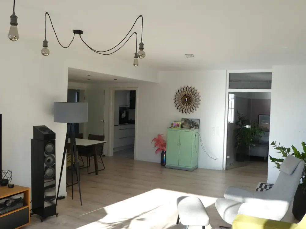 Haus im Haus- helle 5,5 Zimmer-Wohnung mit abtrennbarem Wohn- und Arbeitsbereich