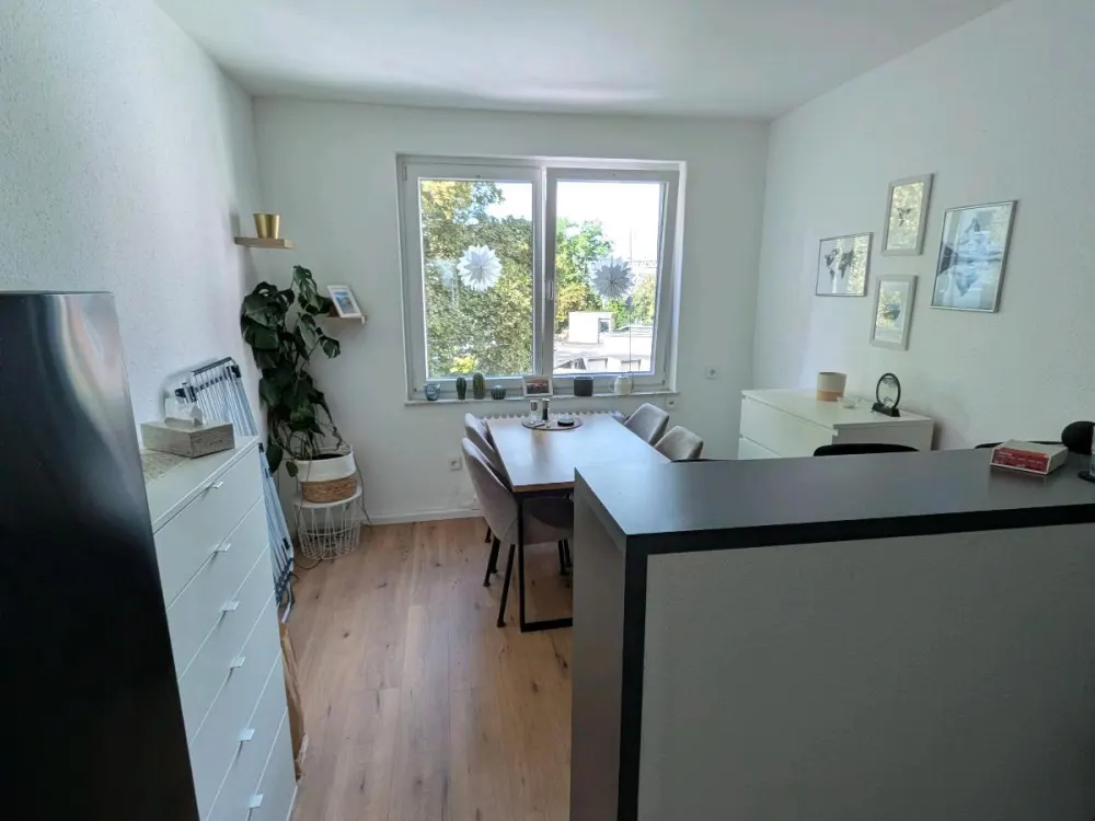 Nachmieter für Singlewohnung beim Barbarossaplatz gesucht