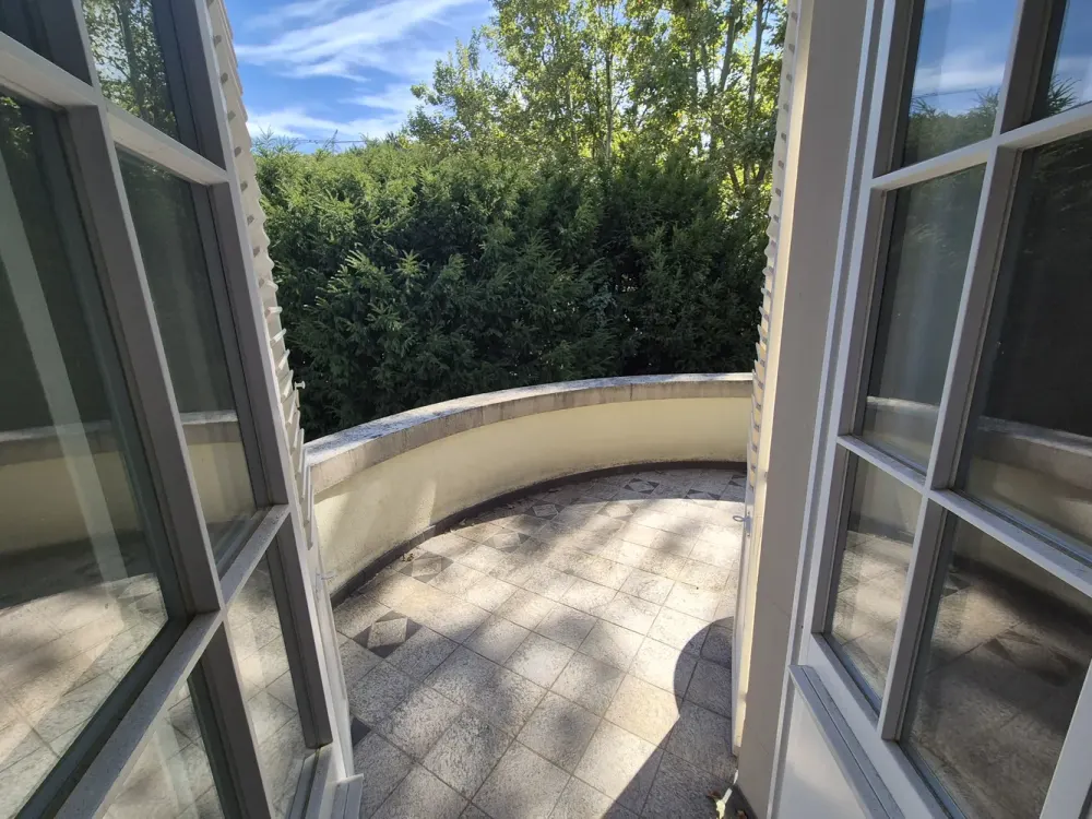 1 Balkon-Zimmer in 2/3-er WG in Karlsruhe Durlach