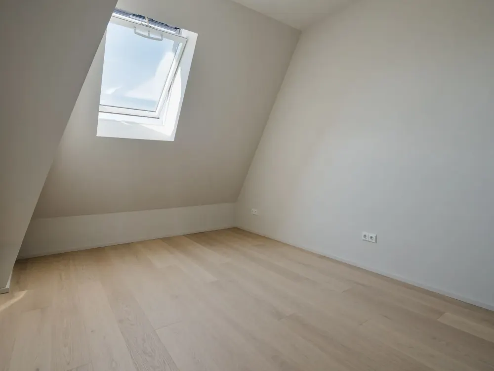 Neubau-Erstbezug Eppendorf: Exklusive 2-Zimmer-Dachgeschosswohnung im Jugendstilhaus in Bestlage
