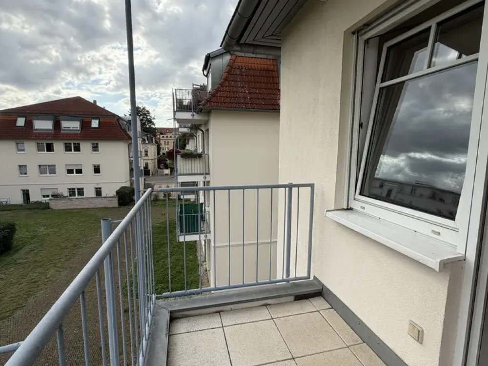 ++ Gemütliche 2-Raum-Wohnung mit Balkon zwischen Elbe und Elbepark ++