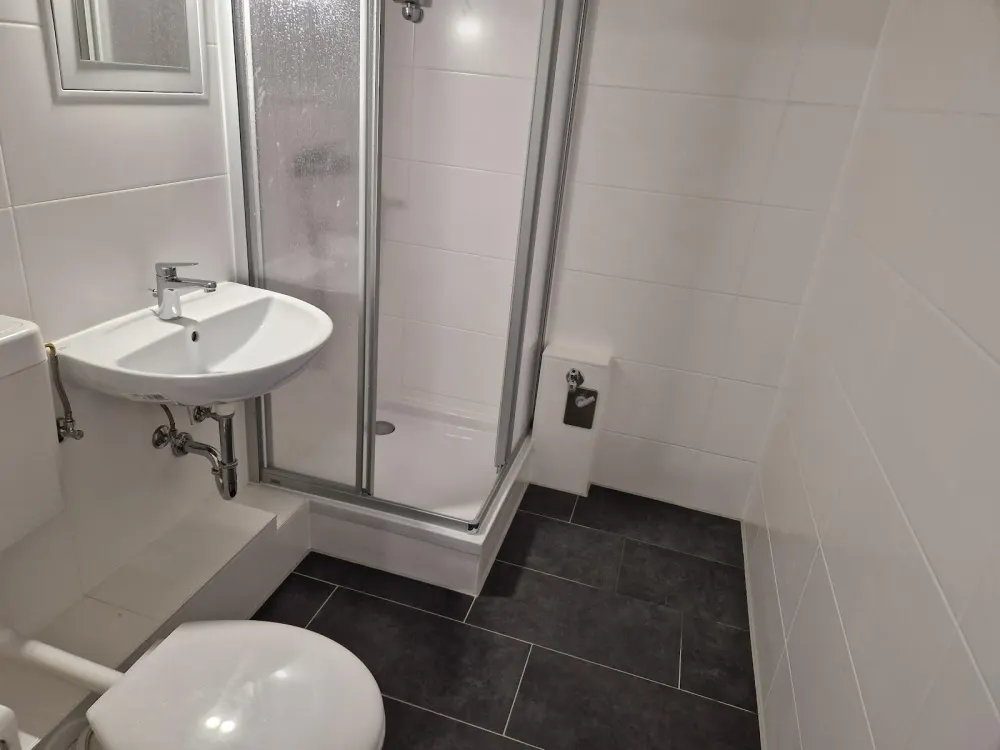 Ab sofort einziehen und wohlfühlen***1 Zimmer***Ideal für Studenten und Azubis!