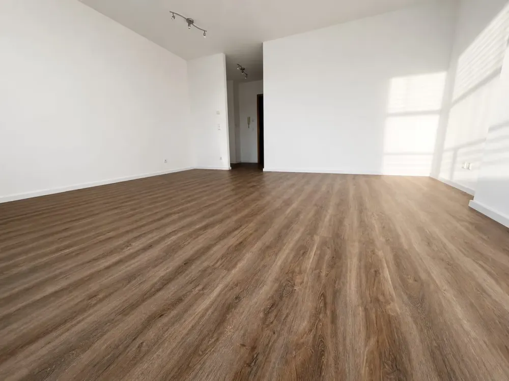 Stilvolle und gepflegte 1-Zimmer-Wohnung mit Dachterrasse im Erlanger Röthelheimpark