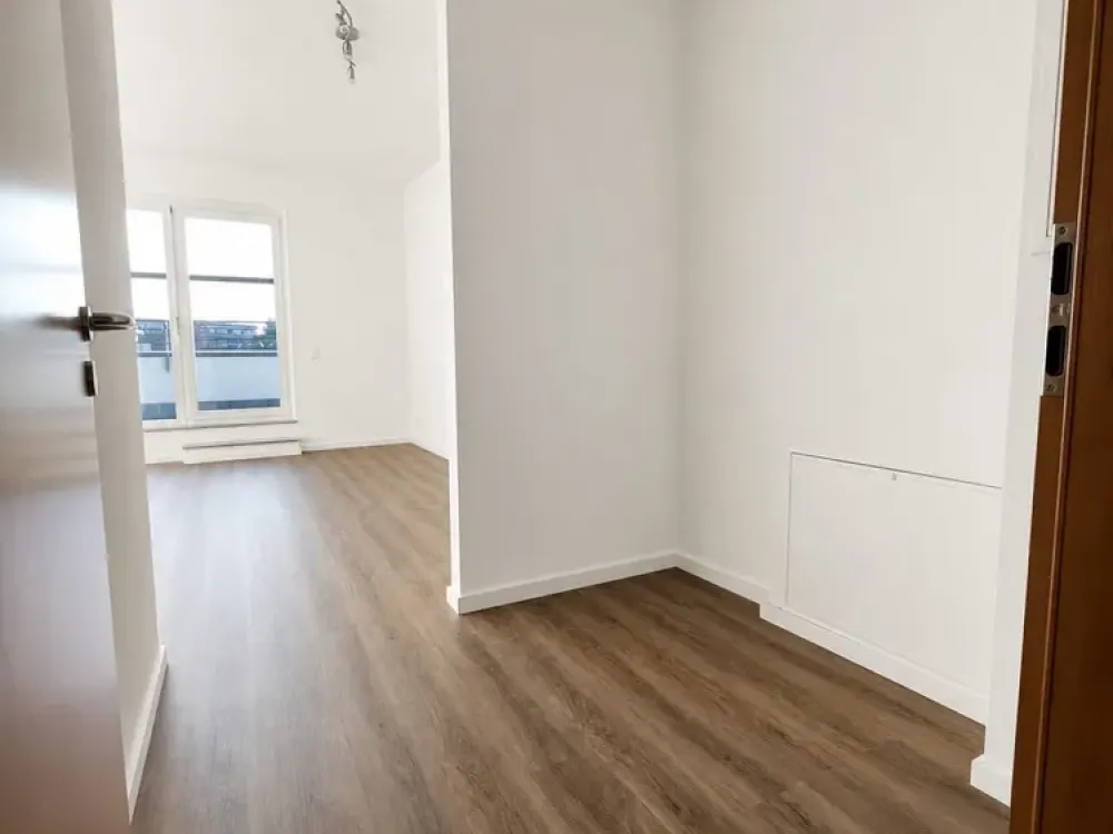 Stilvolle und gepflegte 1-Zimmer-Wohnung mit Dachterrasse im Erlanger Röthelheimpark